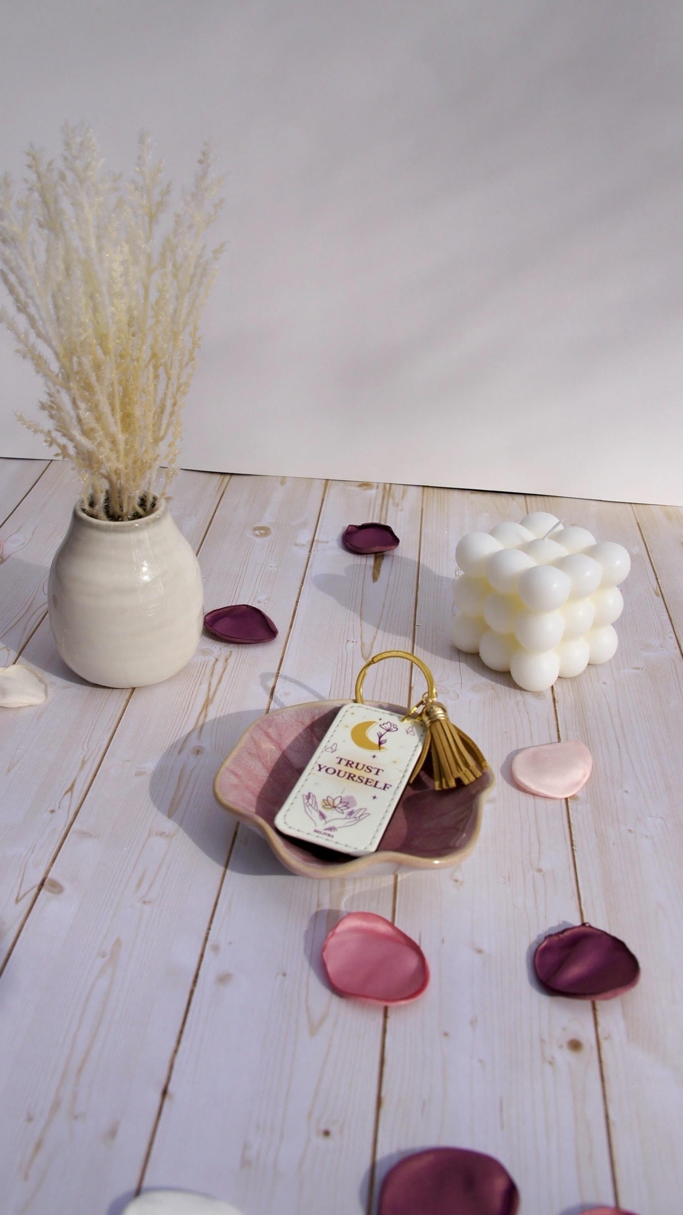 PU leather keychain with “Trust Yourself” quote, gold star charm, and tassel, symbolizing trust and confidence by Belivra.